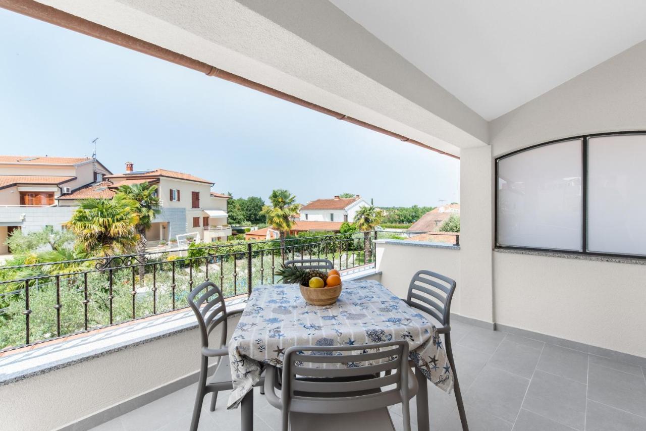 Villa Hope - Apartments With Shared Pool Poreč Exteriér fotografie